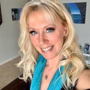 Meet your Posher, Deb